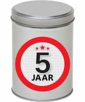 Cadeau kado zilver rond blik 5 jaar 13 cm